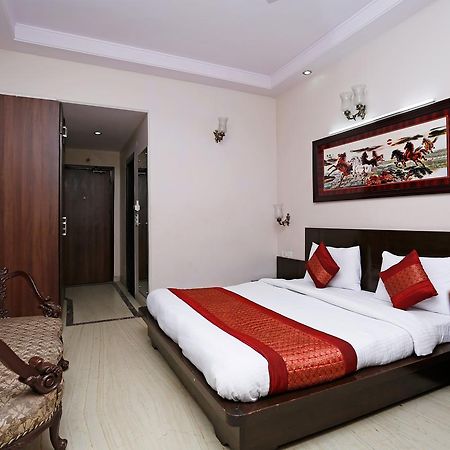 Oyo 5401 Hotel Mid Town New Delhi Exterior photo