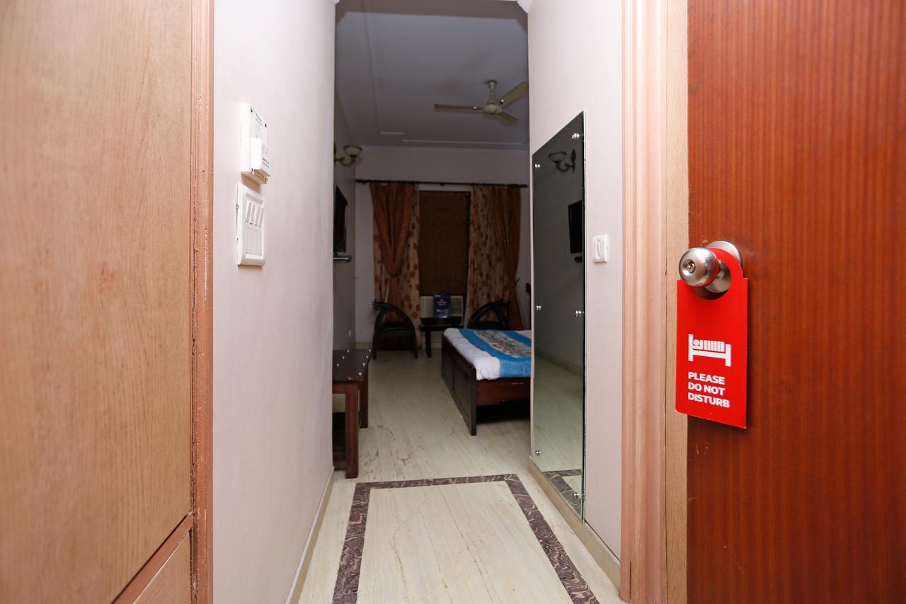 Oyo 5401 Hotel Mid Town New Delhi Exterior photo
